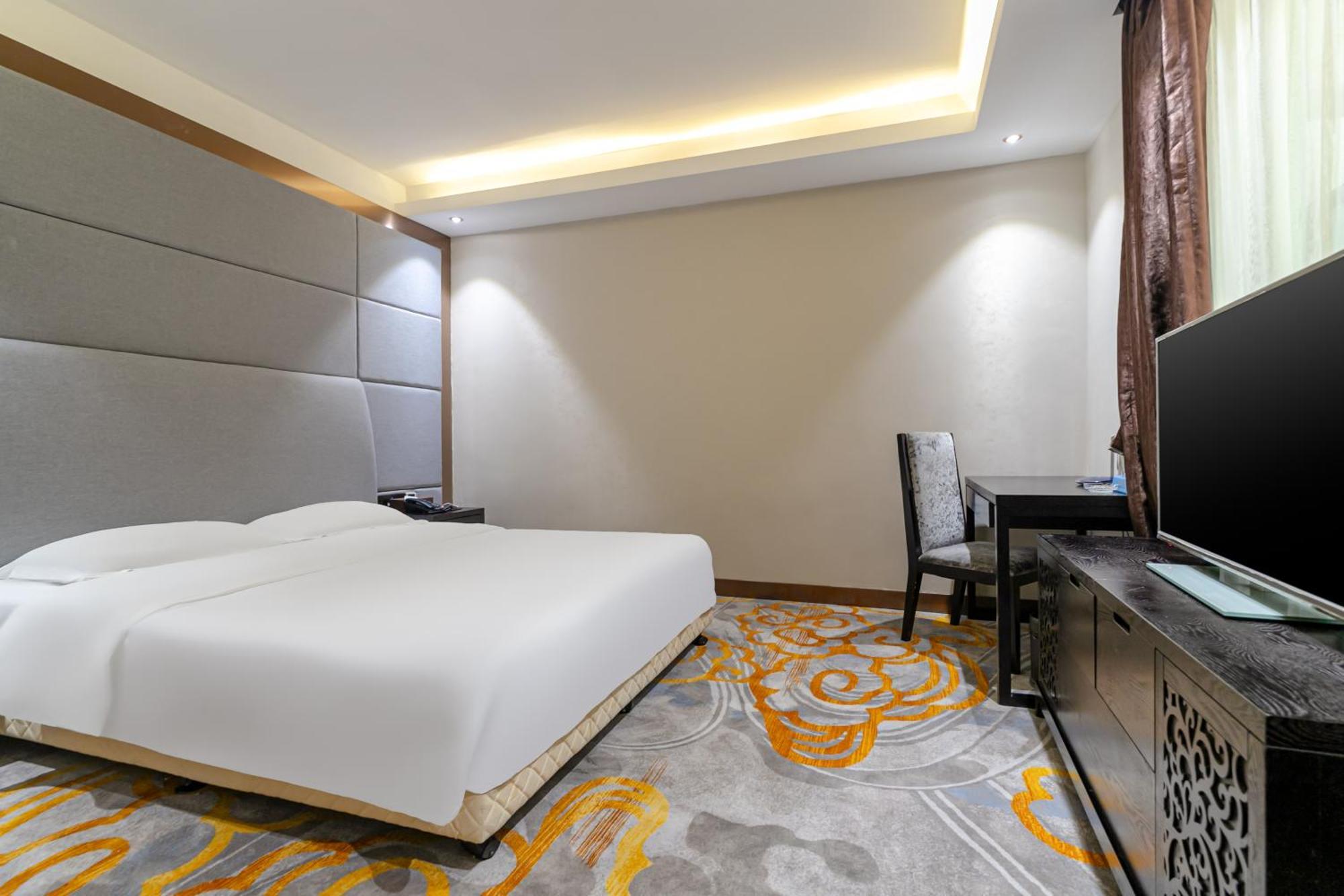 Yi Yun Hotel Guangzhou Baiyun International Airport Branch - Renhe Metro Station Exterior photo